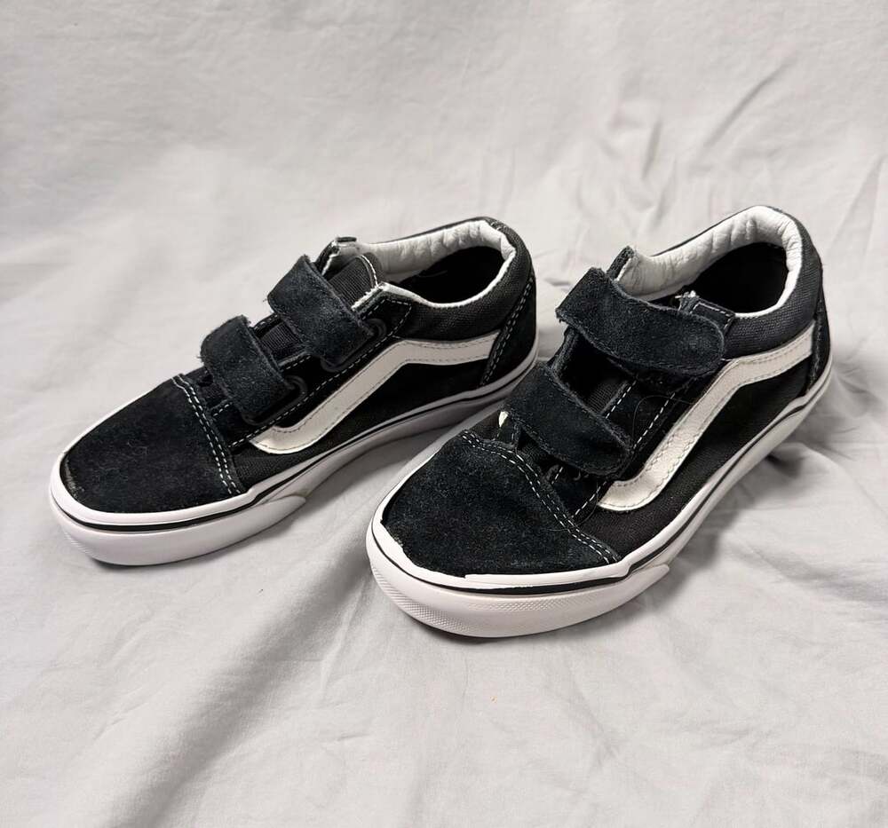Vans Old Skool V Kids Size 13 Black White Sneakers
